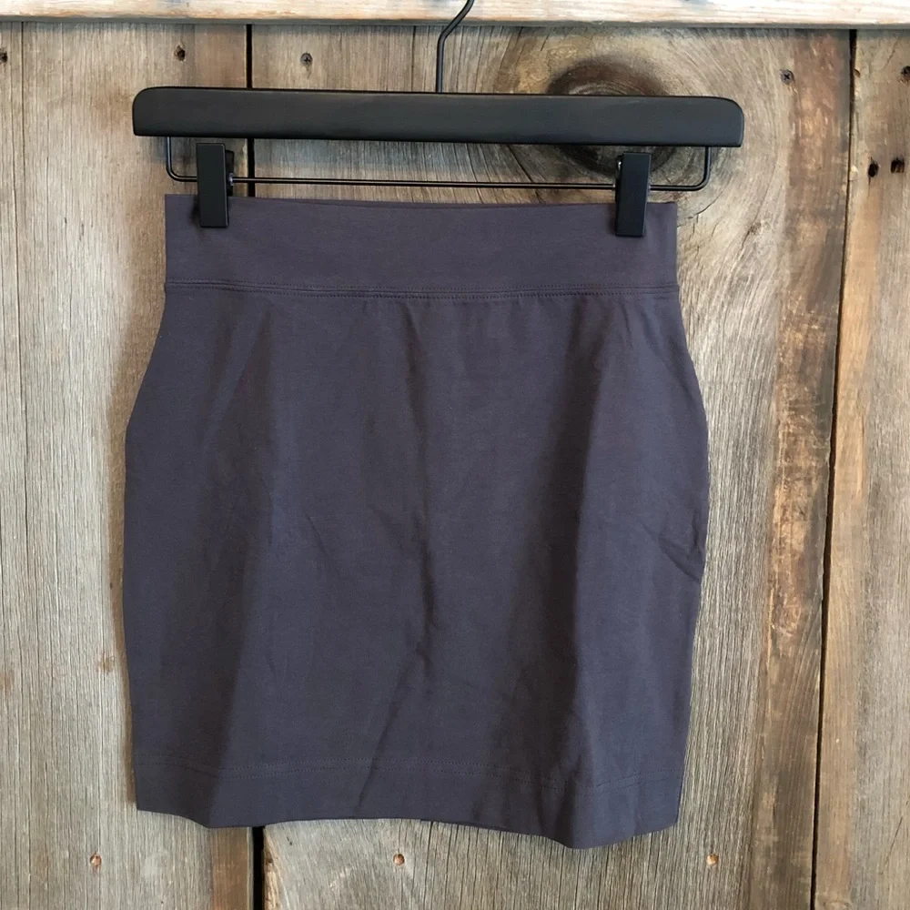 2013 NWOT Moda International Victoria’s Secret Gray Bodycon Mini Skirt Small